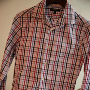 *BUNDLE* 2 Shirt Combo (Size Small)